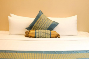 Blooming Suites